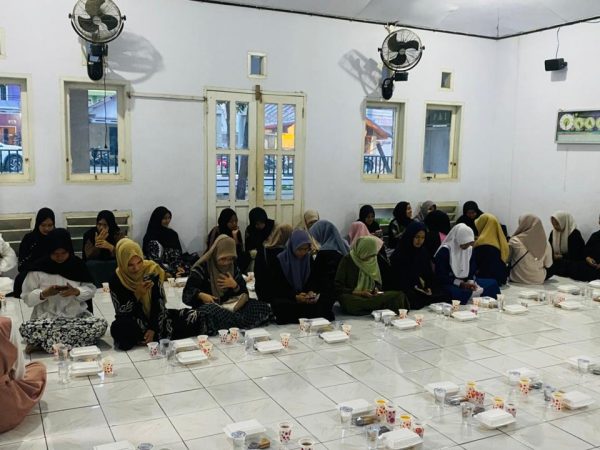 Hangatnya Kebersamaan Ramadan, SMA Negeri 1 Marisa Gelar Buka Bersama Perdana Ramadhan 1447 H