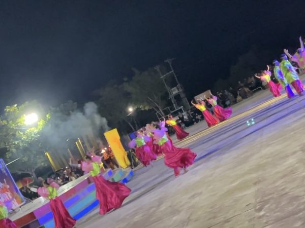 Dari Gerak ke Makna: Pergelaran Tari SMA Negeri 1 Marisa Tampil Berkelas di Pohon Cinta